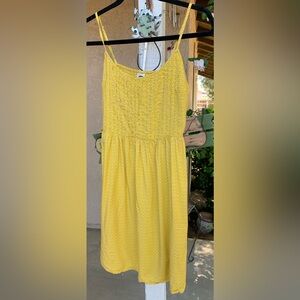 Old Navy Summer Drees Small